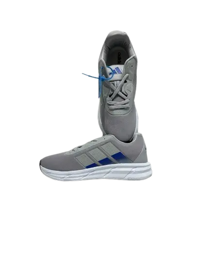 حذاء رياضي (04 adidas) 