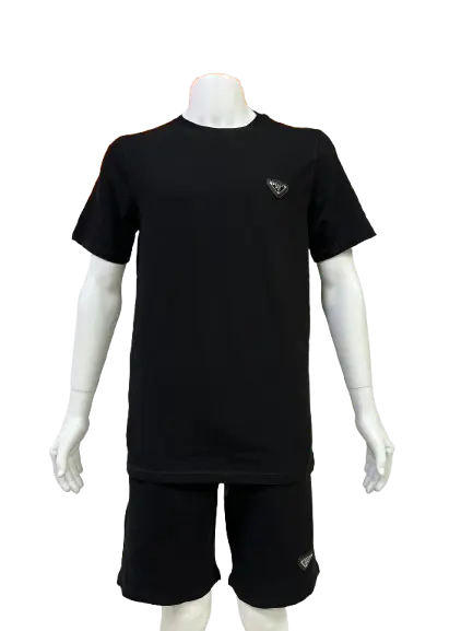 طقم رياضي (PRADA)